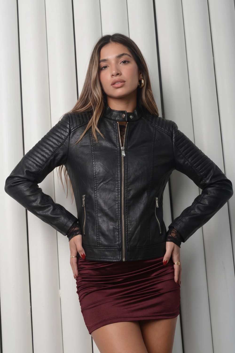 CHAQUETA DE CUERO DAMA BASICA