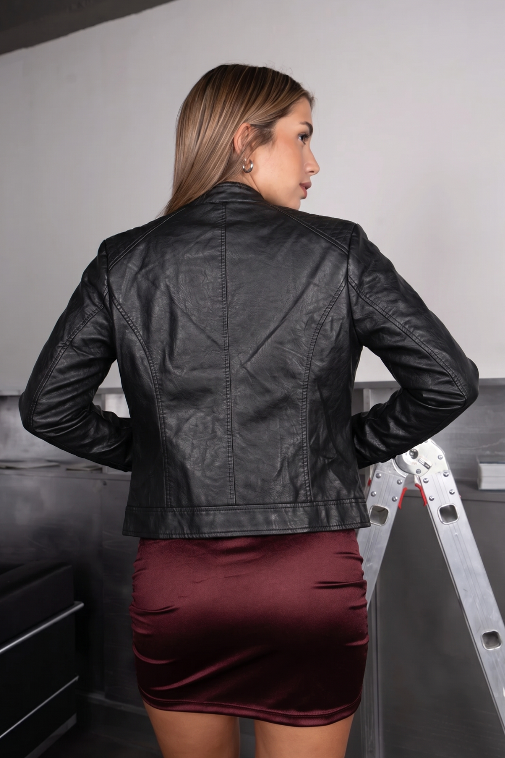 CHAQUETA DE CUERO DAMA BASICA - Imagen 2