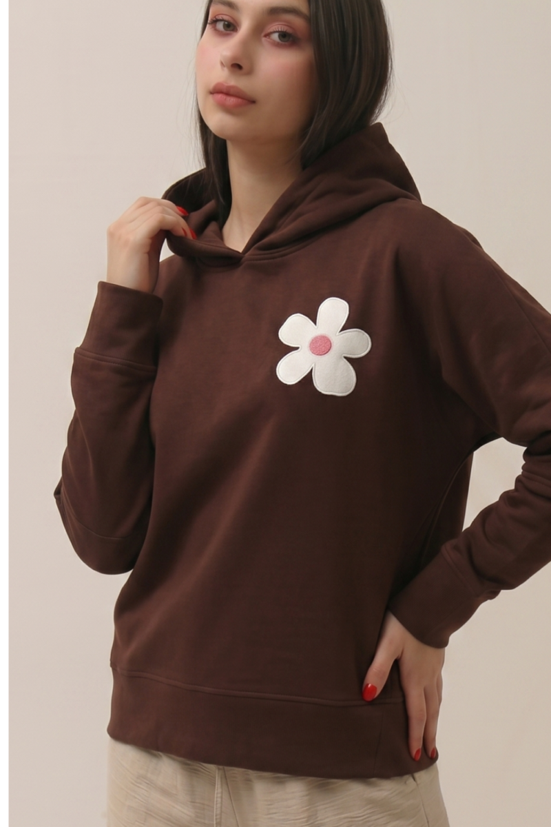 BUZO OVERSIZE CON ESTAMPADO FLOR