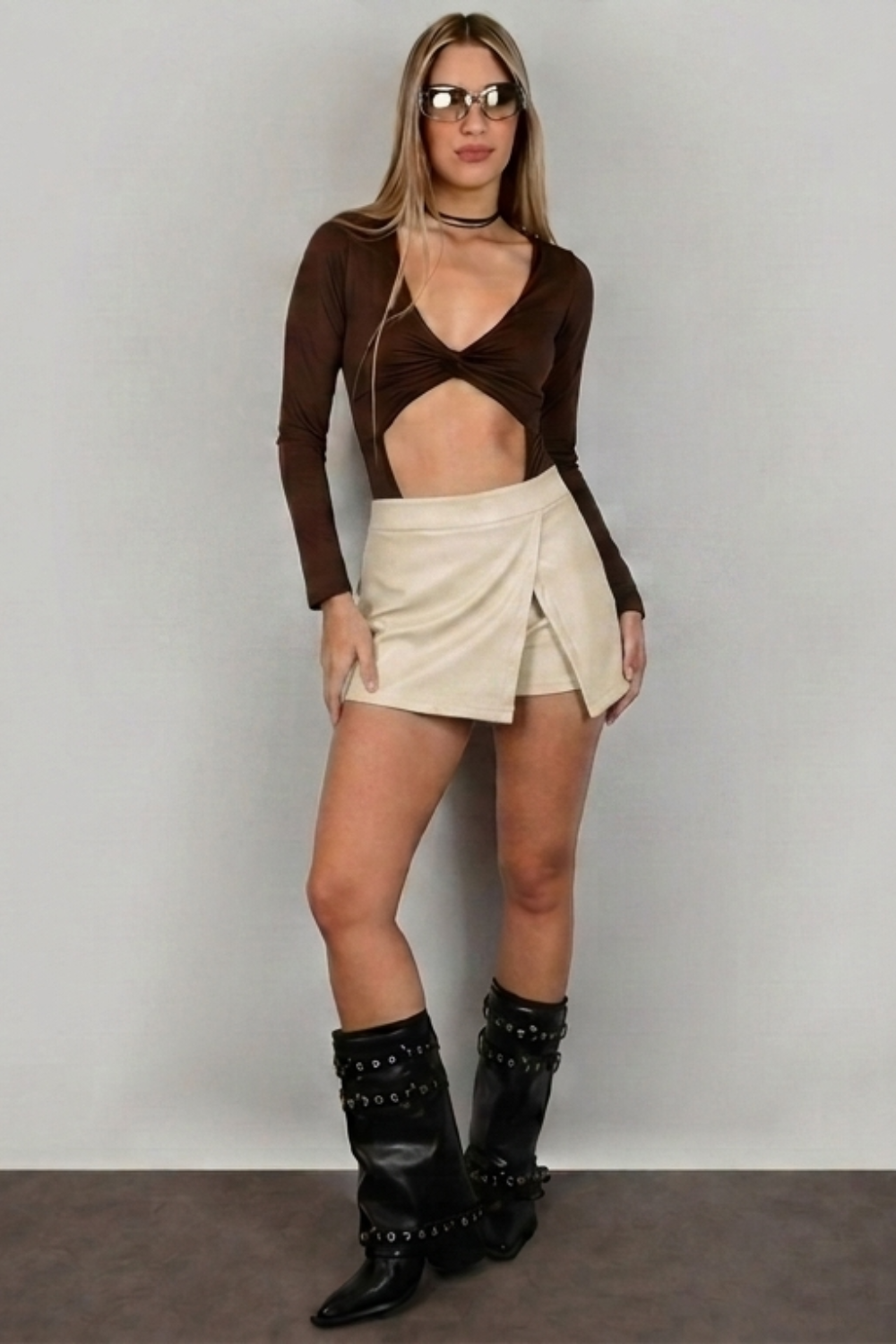Skort engomado abertura al costado - Imagen 6