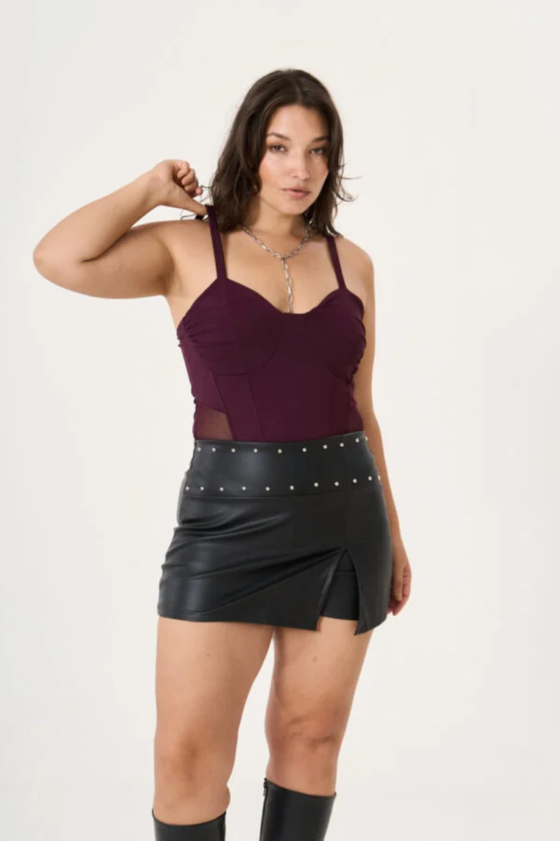 SKORT SKYLINE CUERINA CON TACHA