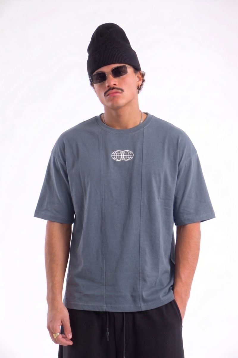 REMERA OVERSIZE MC MUNDOS