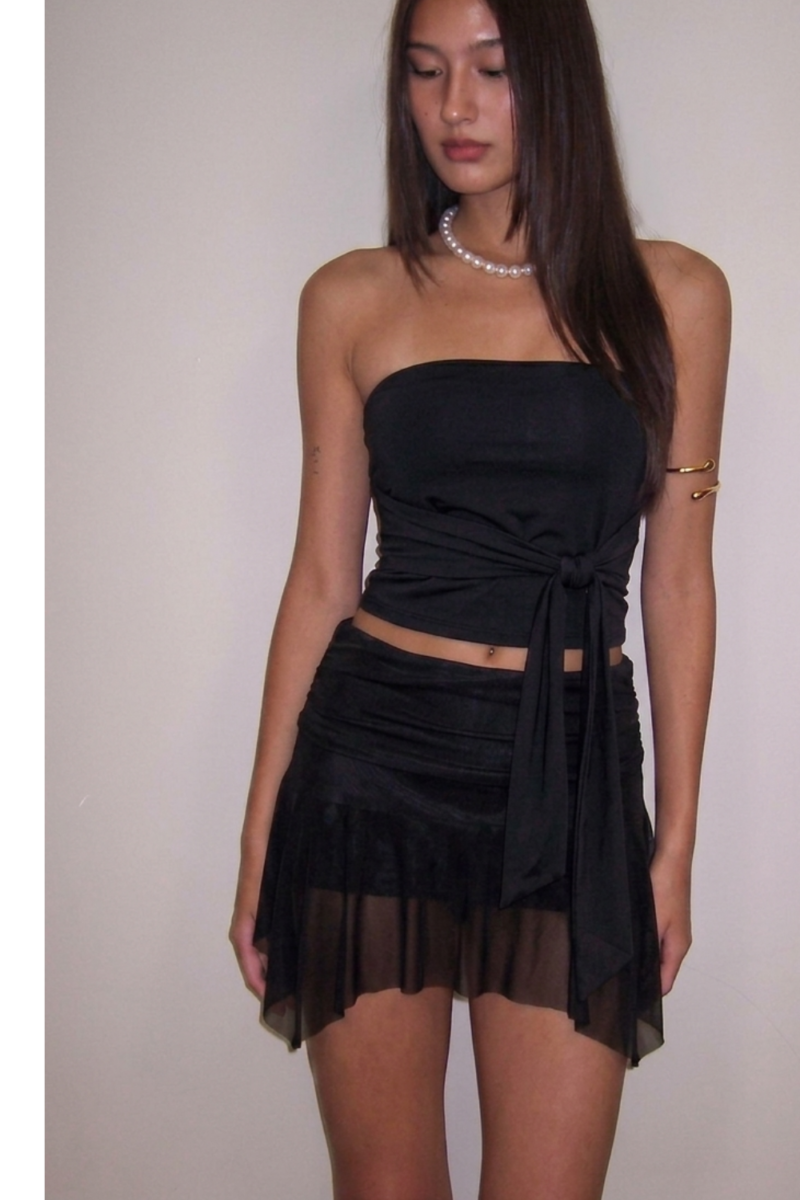 FALDA TULL EN PICOS Y SHORT