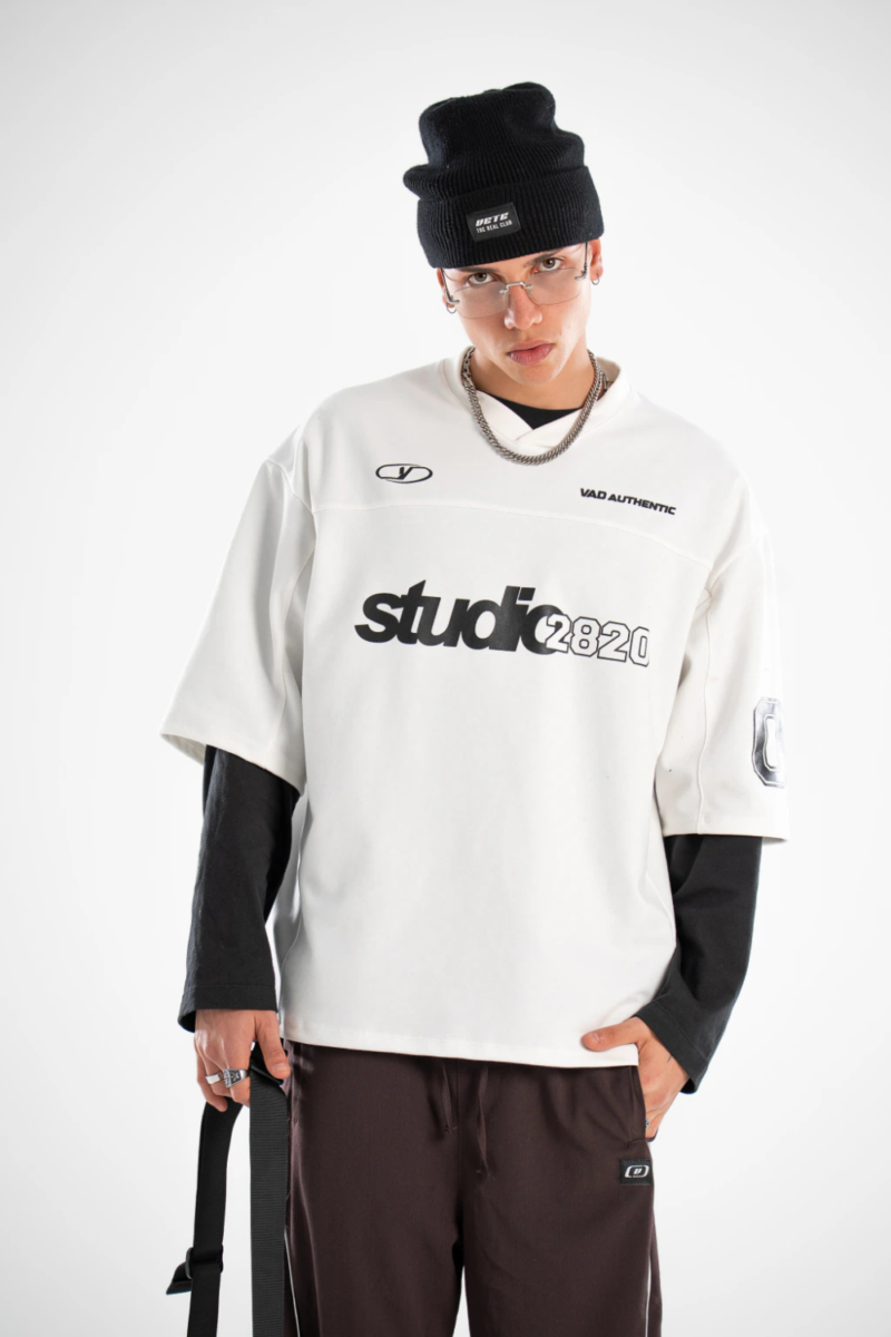 REMERA SPIRE UNIVERSITARIA