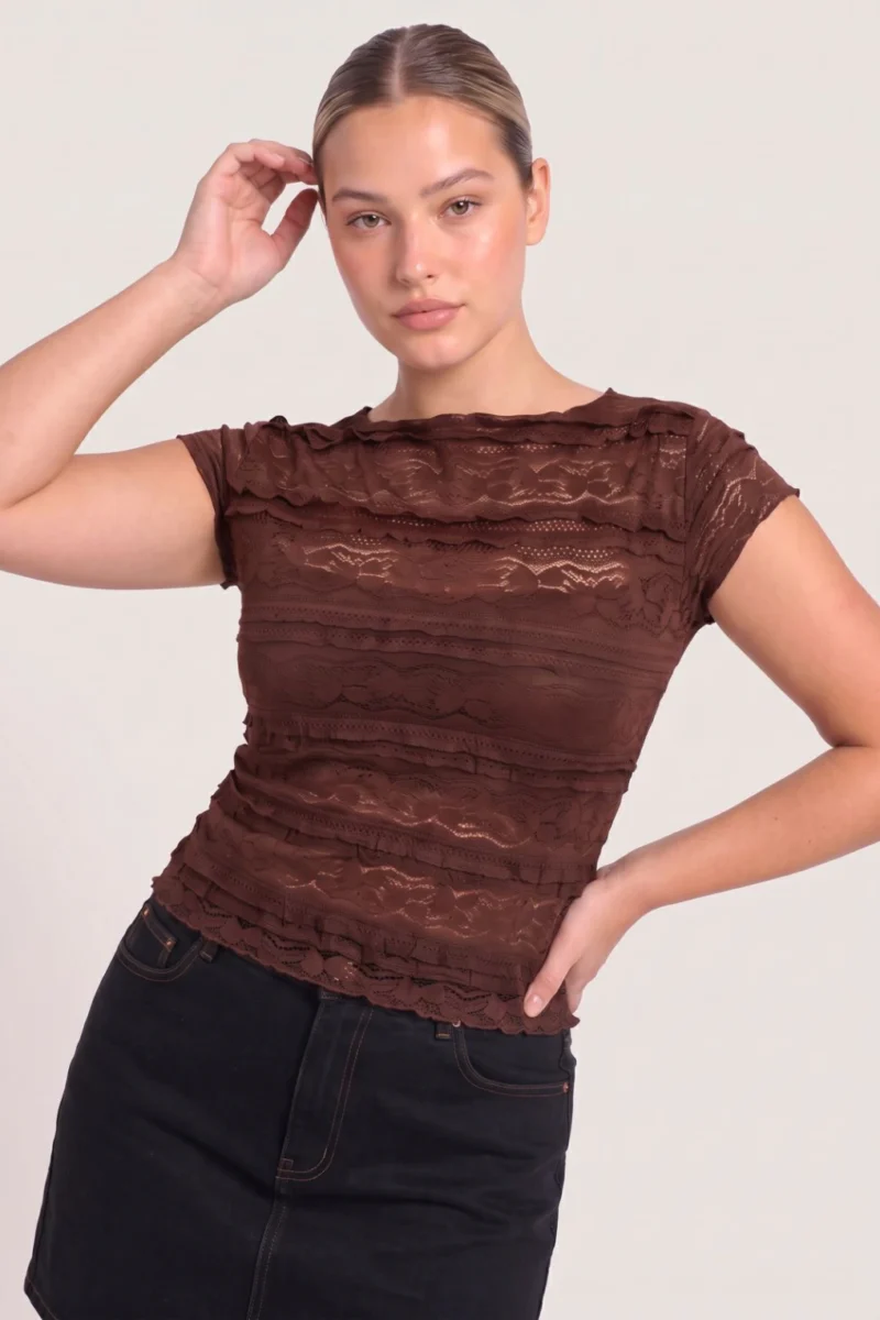 TOP ENCAJE VOLADO NADIA