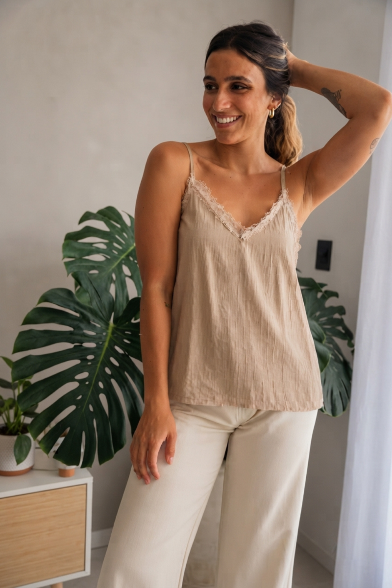 MUSCULOSA SEDA FRIA CON PUNTILLA